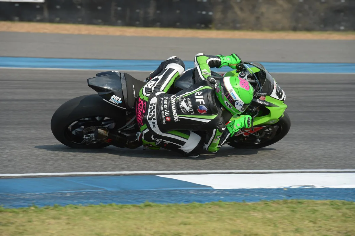 0354_p02_krummenacher_action_preview Angriffig: Randy Krummenacher auf seinem Kawasaki-Superbike. (Bild: Puccetti Racing)