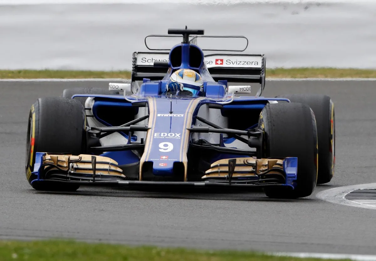 1500210161001_preview Sauber (hier Marcus Ericsson) fährt nun doch mit Ferrari weiter. (Bild: Keystone)