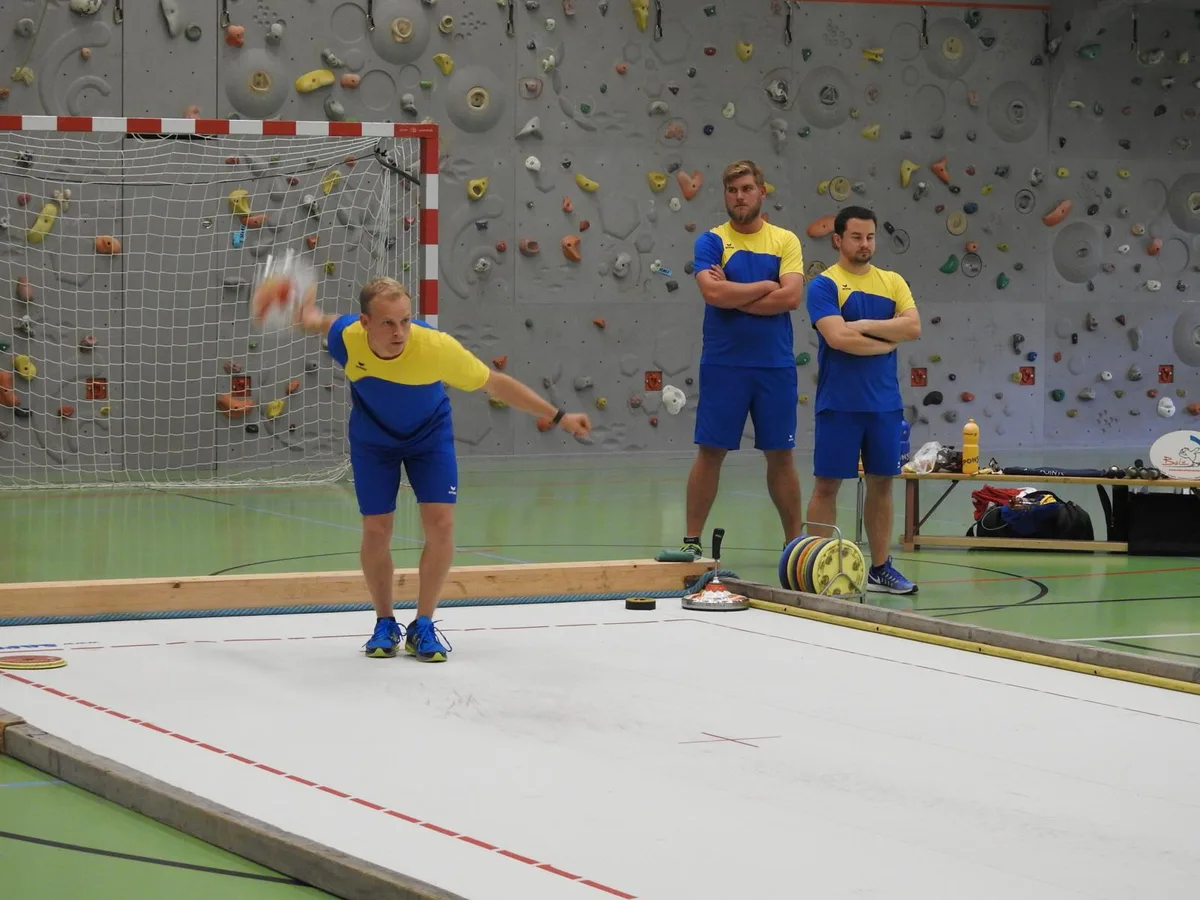 champions%20league%20heimspiel%2002_preview Der ESC am Bachtel musste zum Auftakt der Champions League eine Niederlage einstecken. (Bild: zvg)