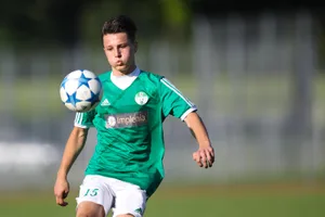sport_10062017_fussballwetzikonbruettisellen_dku_16_preview Klappt es jetzt mit dem Aufstieg? Armin Kuljici vom FC Brüttisellen. (Bild: David Kündig)