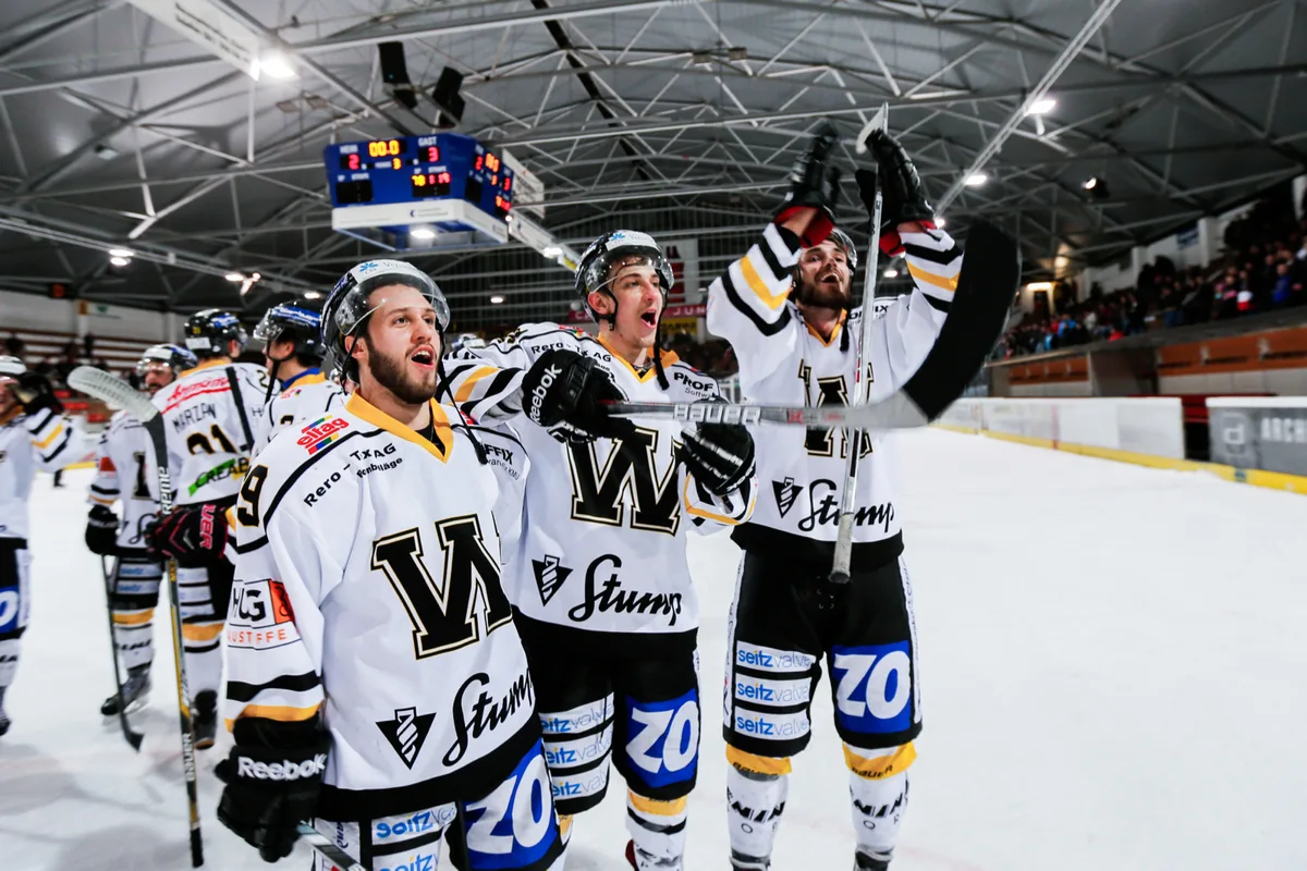 sport_23022017_eishockey_crm_17_preview Auch in der neuen Saison will der EHC Wetzikon jubeln. (Archivbild: Christian Merz)
