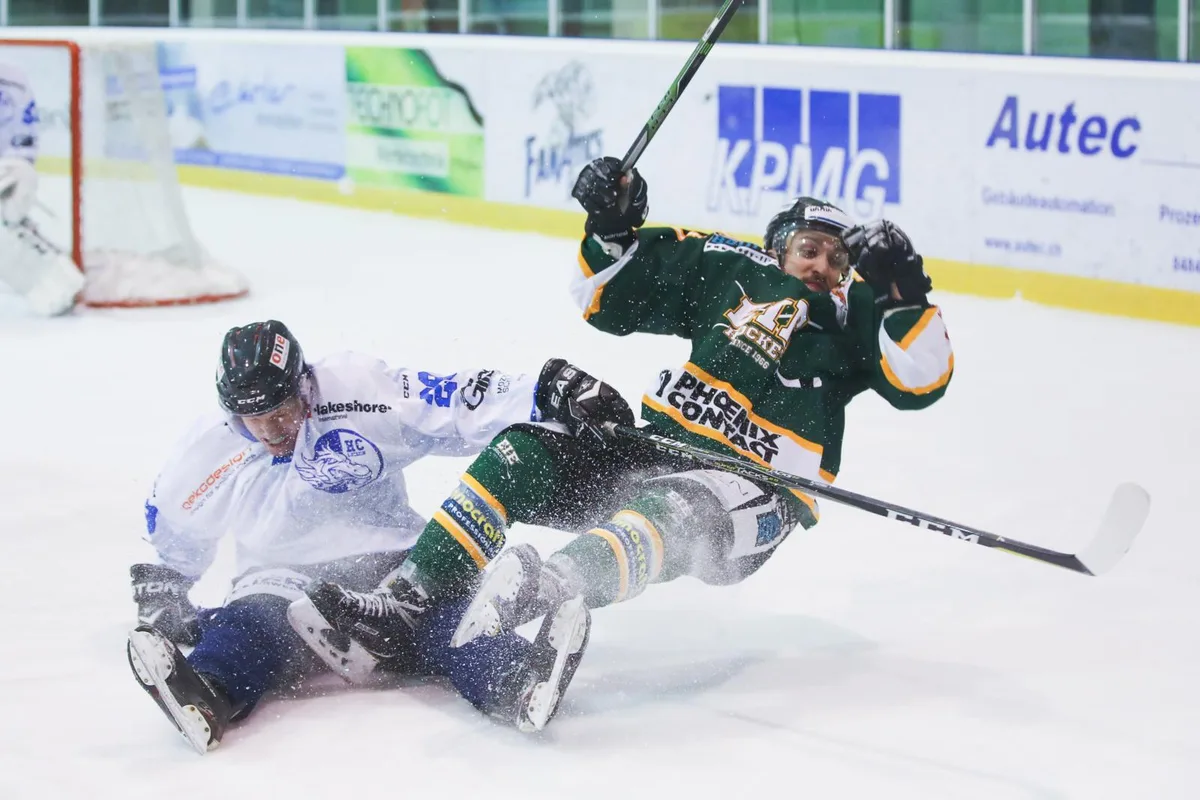 sport_13012018_eieluzern_dku__15__preview Unsanfte Landung: Carlo Fäh kassierte mit den EIE eine unerwartete Niederlage gegen Küsnacht. (Archivfoto: David Kündig)