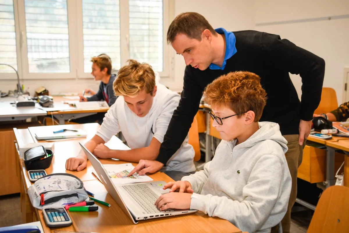 Im Kanton Zürich bleibt weiterhin der Bildungsrat für die Bildungsinhalte an der Schule zuständig. (Foto: key)