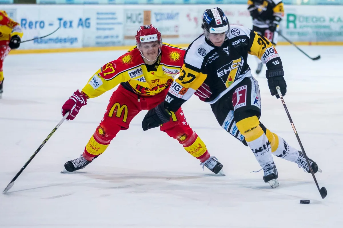 sport_24032018_eishockey_crm_0012_preview Sie duellieren sich um das Heimrecht im Final: Wetzikon (Manuel Laimbacher) und Sierre. (Archivbild: Christian Merz)