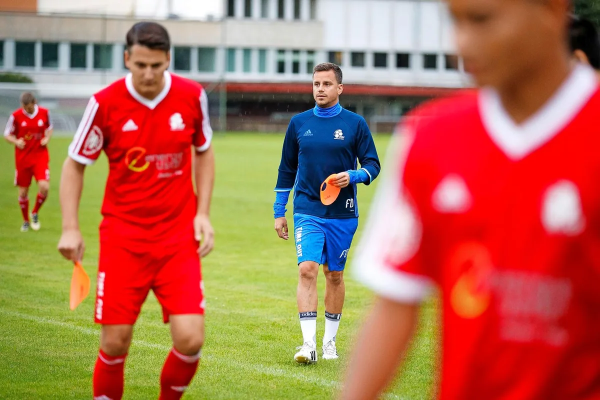 sport_08082017_beilage_dku__23__preview Fabio Digentis Arbeit beim FC Uster ist noch nicht zu Ende. (Archivfoto: David Kündig)