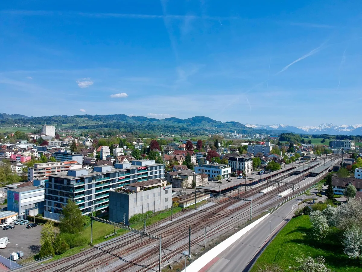 Am Bahnhof Wetzikon ist kaum mit Verspätungen zu rechnen. (Foto: Michael Kurz)