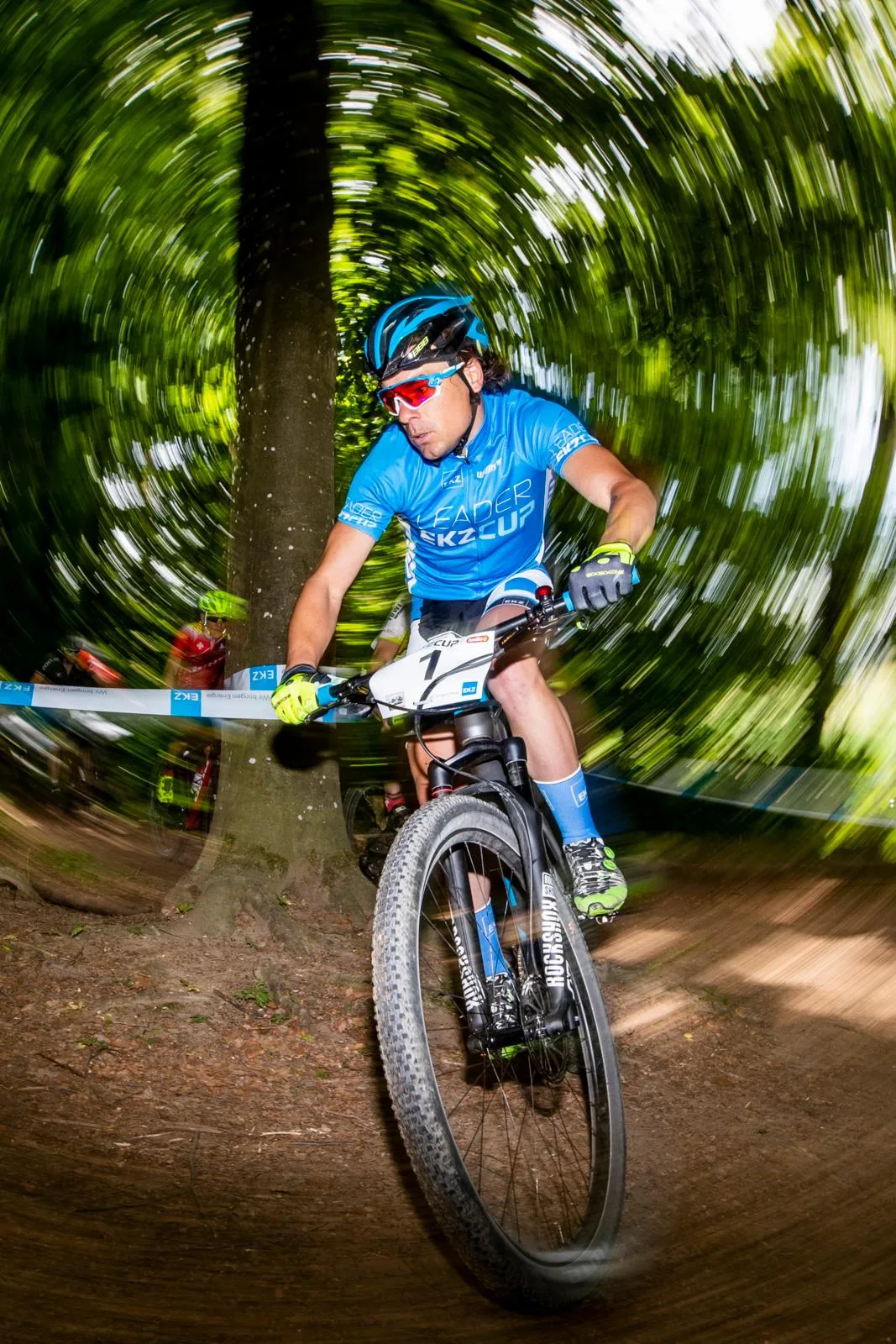 Der Dürntner Simon Zahner auf dem Weg zum Sieg am EKZ Cup in Wetzikon. (Foto: Christian Merz)