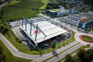 uster_autodiscount_09-08-17_fsm_009_preview Beim Auto-Discount Uster haben die Bauarbeiten endlich begonnen. (Archivfoto: Fabio Meier)