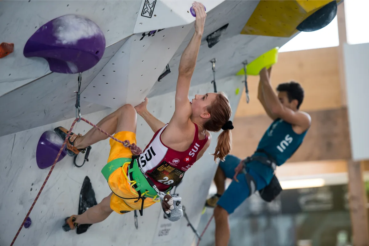 sport_10092016_swiss%20climbing%20cup_pif-7_preview Duell in luftiger Höhe: Zwei Athleten an einem Wettkampf im Rahmen des Swiss Cup im Ustermer Griffig. (Archivfoto: Robert Pfiffner), Freut sich auf die 200 Athleten: Martin Baumeler, Mitglied der Griffig-Geschäftsleitung. (Archivfoto: PD)