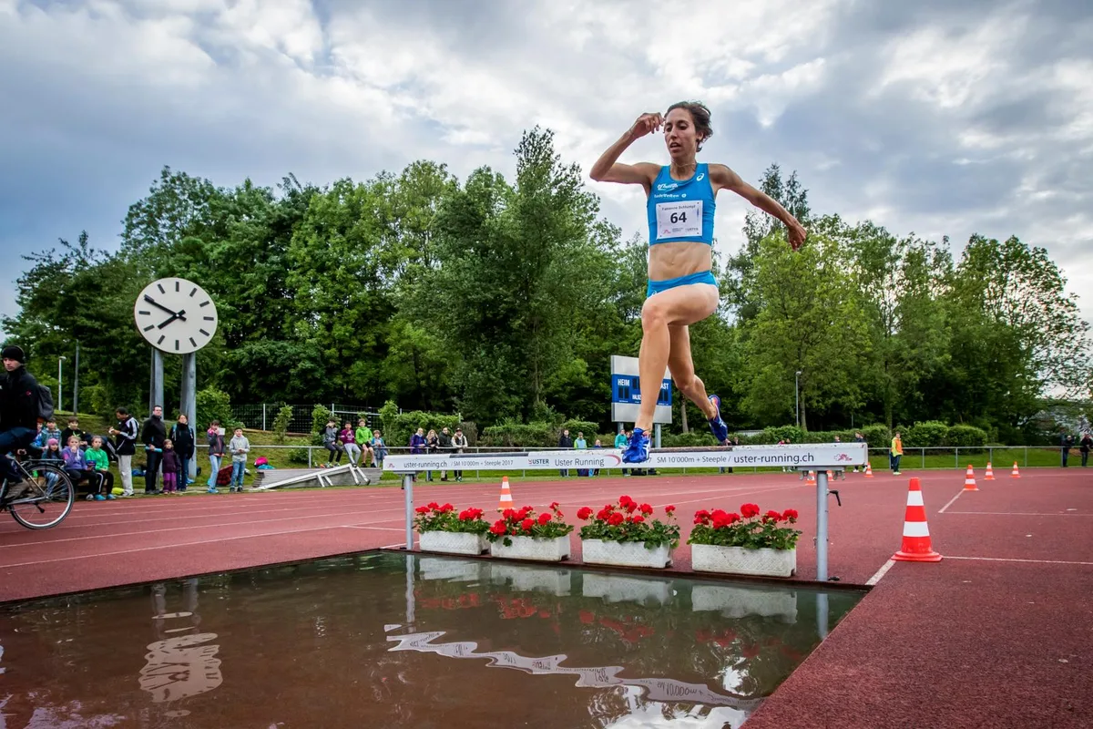 sport_19052017_steeple_crm_8_preview_3 Erstmals diese Saison tritt Fabienne Schlumpf über die 3000 m Steeple an. (Archivfoto: Christian Merz), Fabienne Schlumpf bei ihrem Einsatz an Weltklasse Zürich im Jahr 2017. (Archivfoto: Christian Merz), Fabienne Schlumpf bei ihrem Einsatz an Weltklasse Zürich im Jahr 2017. (Archivfoto: Christian Merz), Gelungener Wiedereinstieg: Nach ihrer Verletzungspause gewann Fabienne Schlumpf den Frauenlauf in Bern. (Foto: Keystone)