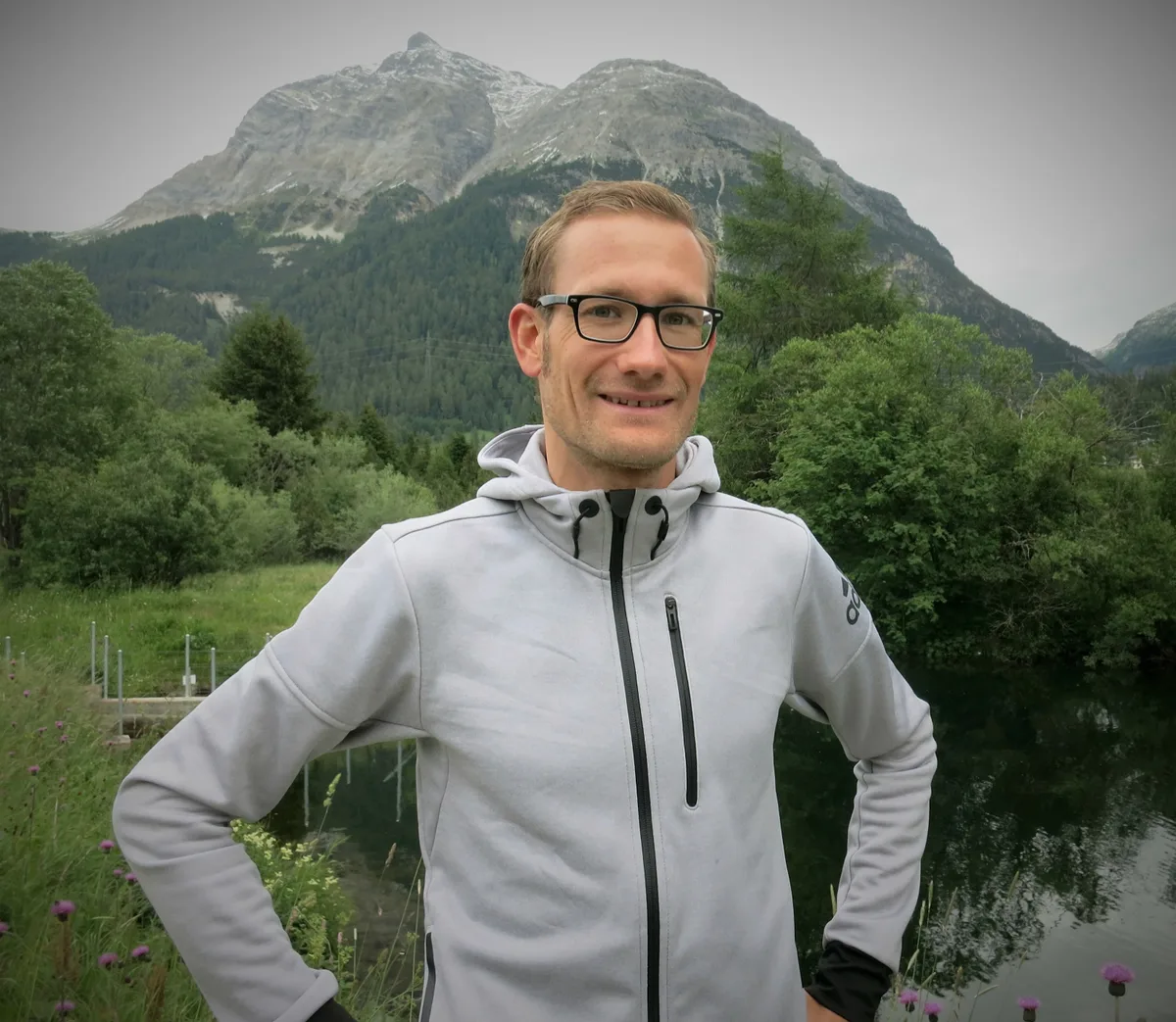 img_5703_preview_1 Das Engadin als zweite Heimat: Christian Kreienbühl trainiert blockweise im Bündnerland. (Archivfoto: Oliver Meile), Der Rütner Christian Kreienbühl ist im Hinblick auf den EM-Marathon im Fahrplan. (Archivfoto: Robert Pfiffner), Auf der Bahn ist Christian Kreienbühl nur ausnahmsweise anzutreffen. (Archivfoto: PD), Abwechslung Berglauf: Christian Kreienbühl 2014 beim Berglauf-Cup. (Archivfoto: Robert Pfiffner)