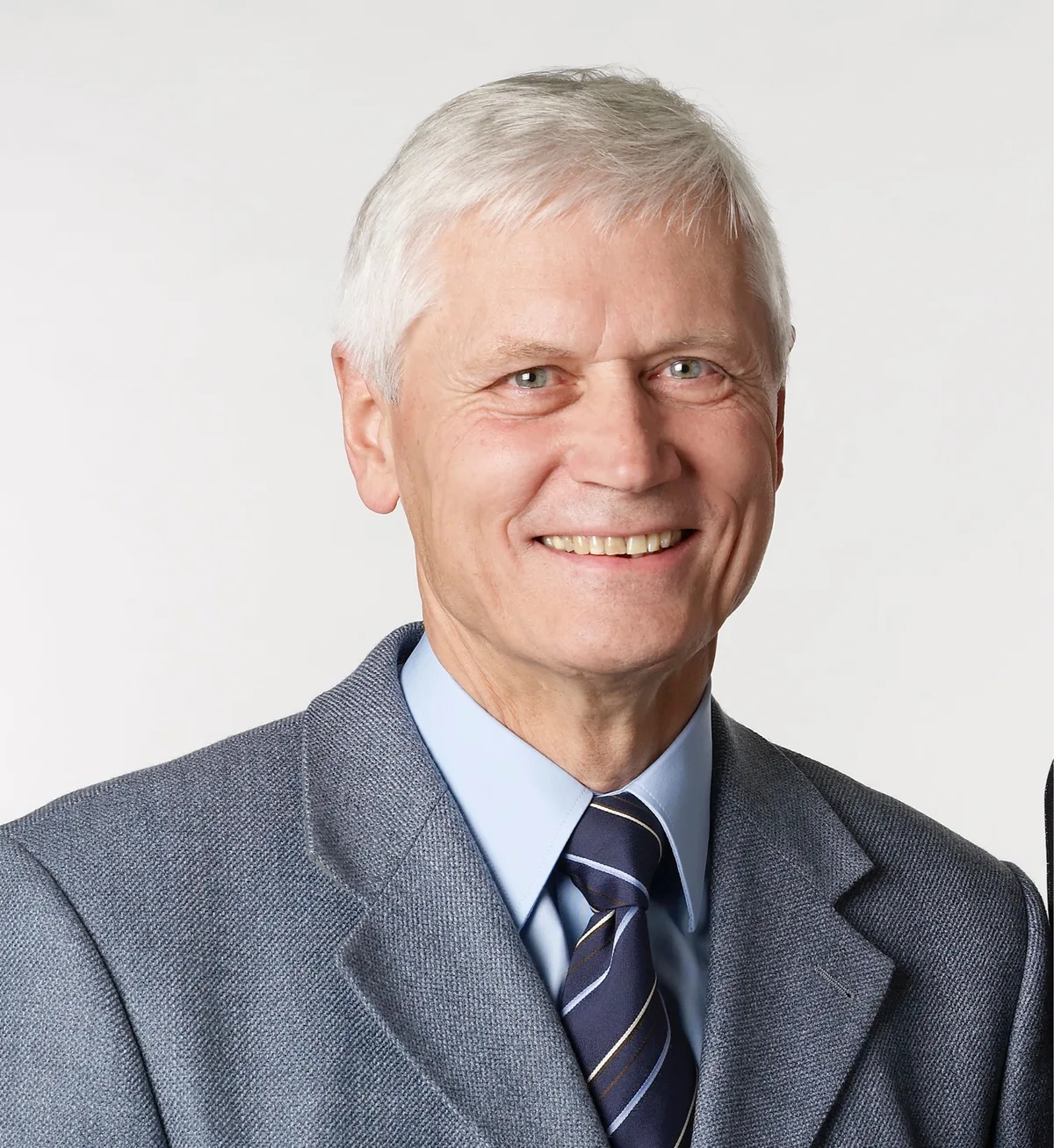 Peter Vollenweider wird neuer Präsident der BDP Illnau-Effretikon. (Bild:PD), Hans-Jürg Gehri gibt sein Präsidium nach neun Jahren aufgrund seines Wegzuges auf. (Bild:Mano Reichling)