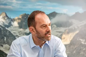 fr_baechli_05072018_re_09_preview Felix Bächli, CEO der Bächli Bergsport AG. , Seit 2003 führt Felix Bächli die Geschicke des Fachgeschäfts für Bergsport und Outdoor. , Der Trend geht zu mehr Spezialisierung bei den Produkten.