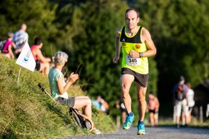 15082018_bergcup_crm_0039_preview_2 Roman Kessler zeigte sich von seinem Gesamtsieg überrascht., Fünf Starts, fünf Siege: Nadja Kessler dominierte., Insgesamt rund 400 Läufer nahmen am 5-Tage-Berglauf-Cup teil., Gion Stalder klassierte sich in der Schlussetappe auf Rang 3., Yves Lüthi verpasste als Vierter das Podest nur knapp.