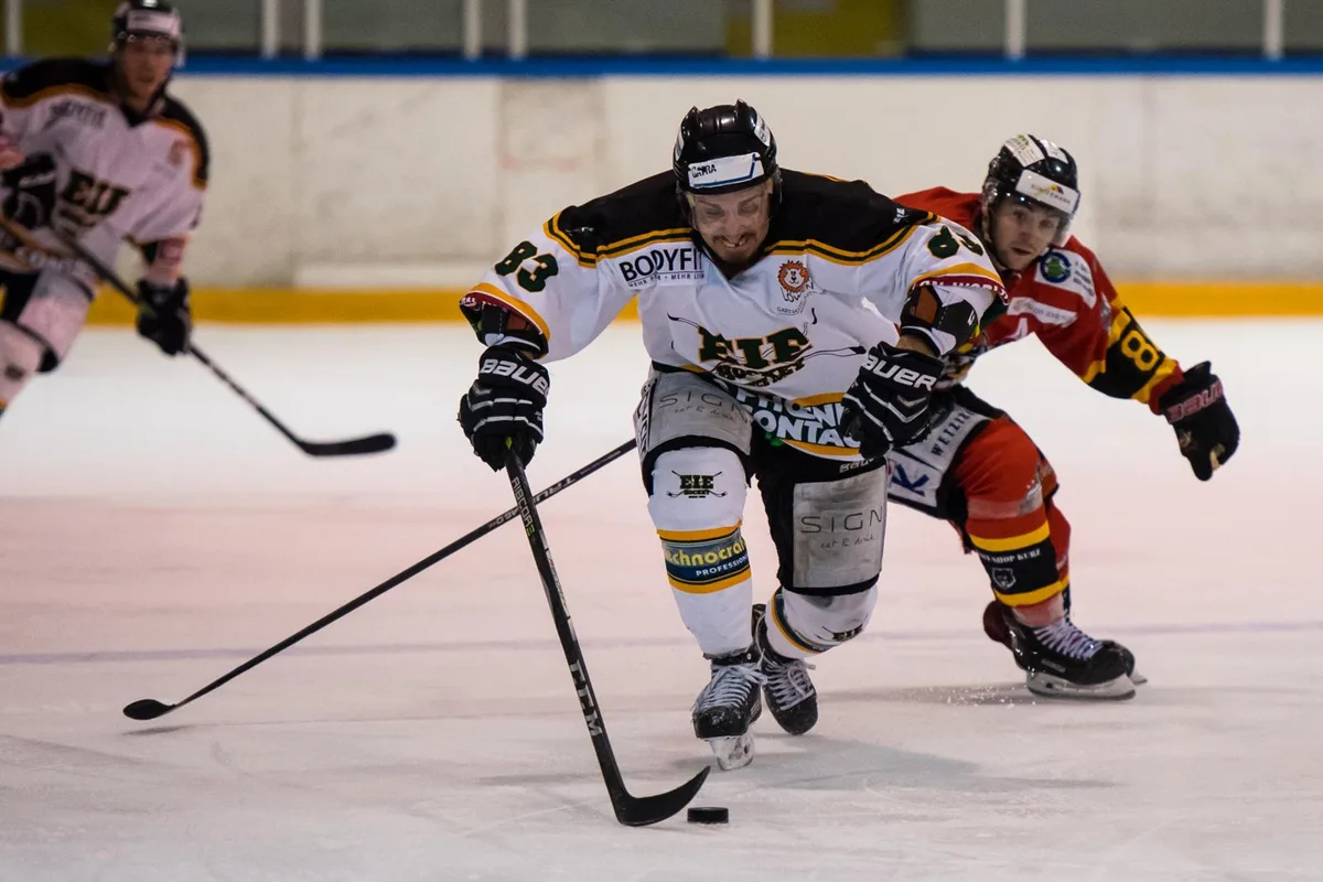 sport_13102018_eishockey_pif-4_preview Illnau-Effretikons Carlo Fäh reihte sich auch unter die Torschützen.