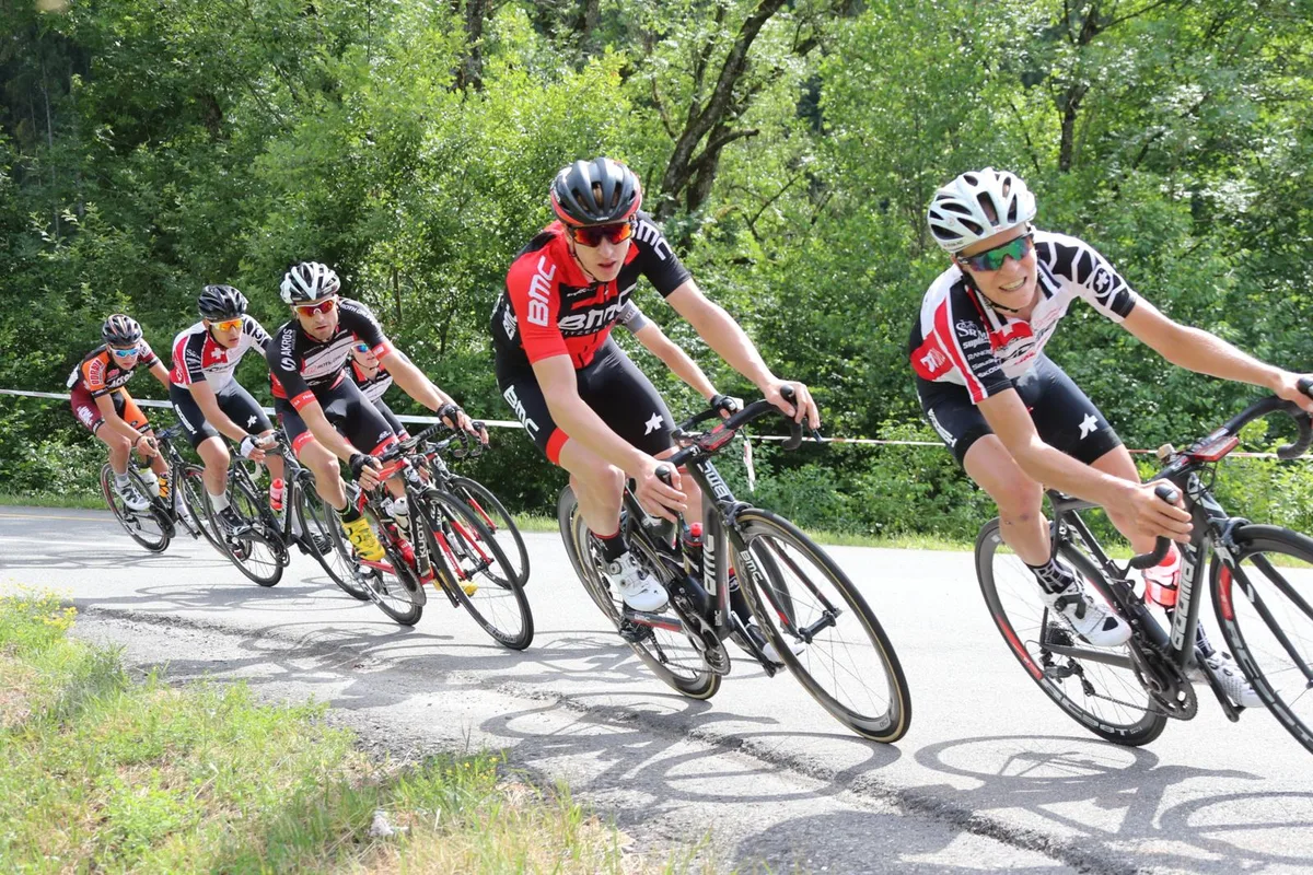 sm_strasse2017_affoltern_elite_u19_masters_wja_2524_preview Vom BMC-Nachwuchsteam wechselte Reto Müller (2. von rechts) nach Frankreich, jetzt kehrt er in die Schweiz zurück.