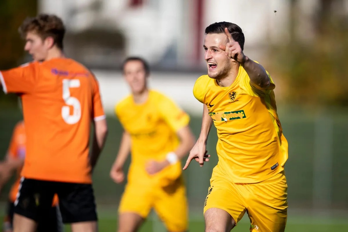 sport_27102019_fussball_crm_06_preview Severin Burkart und der FC Greifensee wollen in der Tabelle möglichst lange dranbleiben.