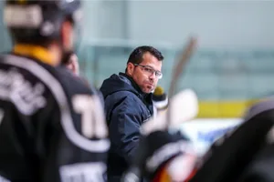 sport_16022017_eishockey_crm_09_preview Für Roger Keller hat die Abschiedstournee beim EHC Wetzikon begonnen.