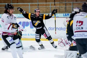 sport_11022020_eishockey_crm_09_preview Gianni Brandi erzielte das entscheidende Tor für die Wetziker in der Verlängerung.
