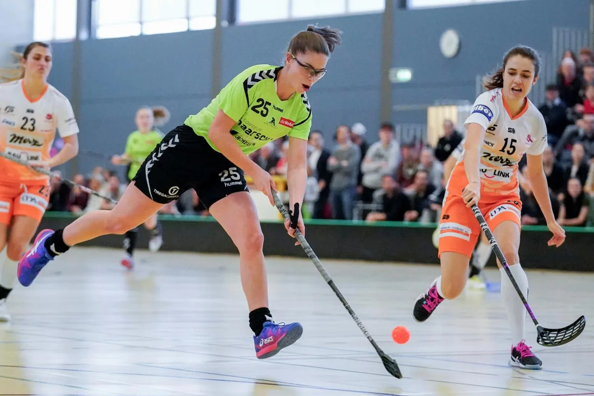 sport_01032020_unihockey_crm_12_preview Bleibt sie beim UHC Laupen oder verlässt sie den Oberländer Klub? Die Zukunft von Gentiana Behluli (links) ist offen.
