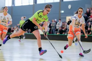 sport_01032020_unihockey_crm_12_preview Bleibt sie beim UHC Laupen oder verlässt sie den Oberländer Klub? Die Zukunft von Gentiana Behluli (links) ist offen.