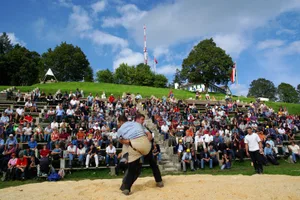 0614207_preview Der traditionelle Bachtelschwinget findet erst 2021 wieder statt.