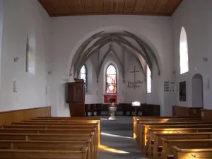 0744805_preview Die Kirchenbänke in Wildberg werden nicht mehr lange leer bleiben. Bereits an Pfingsten findet ein Gottesdienst statt.