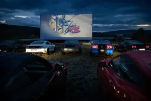 20200429094232606_preview Im Auto sitzen und auf der Leinwand einen Film ansehen könnte diesen Sommer besonders beliebt sein.
