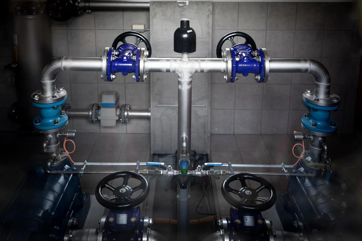 uster_07112019_pumpwerk_crm_9_preview Weil diverse Pumpwerke im Kanton Zürich den Chlorothalonil-Grenzwert überschritten haben, werden nun Massnahmen gefordert.