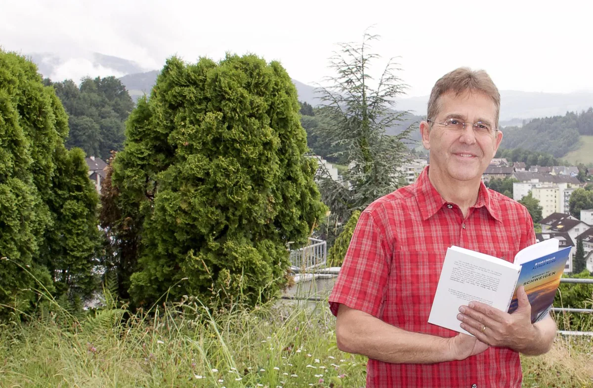 alfred_kunz_pd1_preview Alfred Kunz hat einen Business-Roman unter dem Titel «Würdest du schweigen» veröffentlicht.