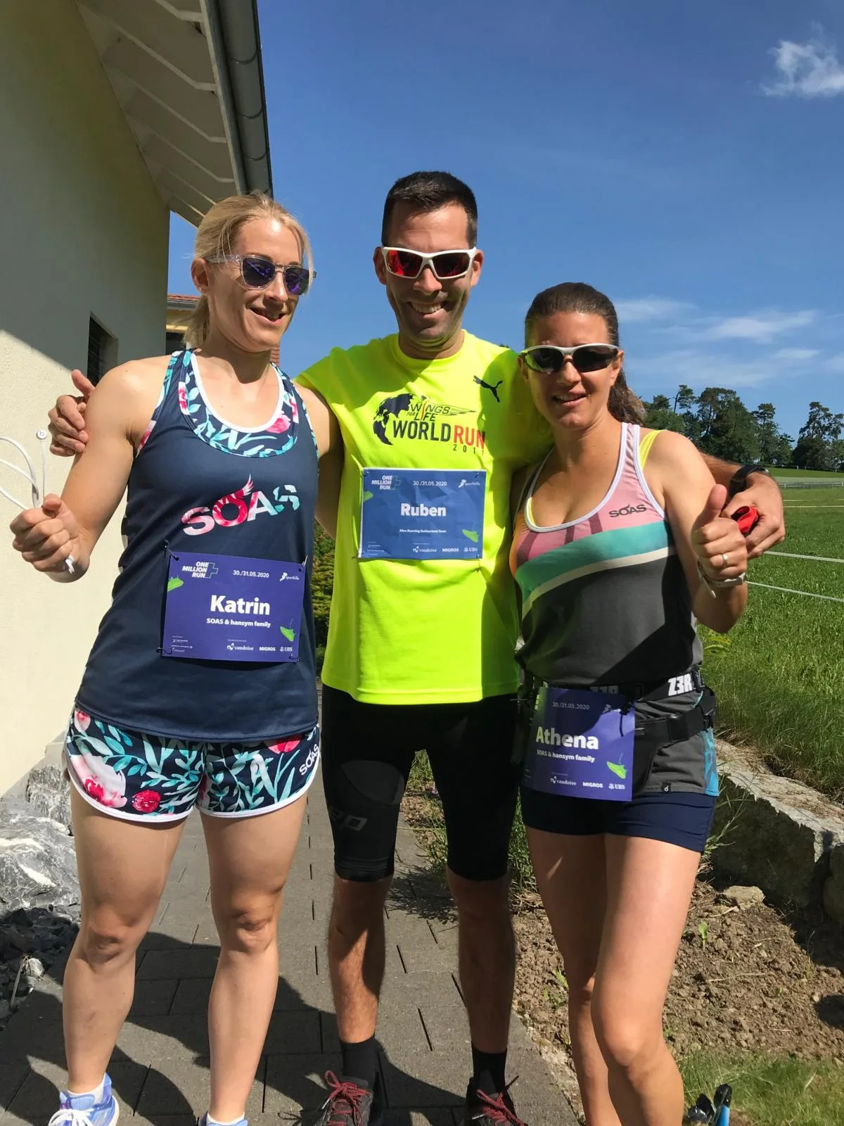 ruben3_preview Den Lauf rund um den Greifensee bestritt Ruben Welsch mit seiner Frau Athena und Kollegin Katrin Ruckstuhl, Ruben Welsch mit seiner Frau Athena und Kollegin Katrin Ruckstuhl auf der Laufstrecke.