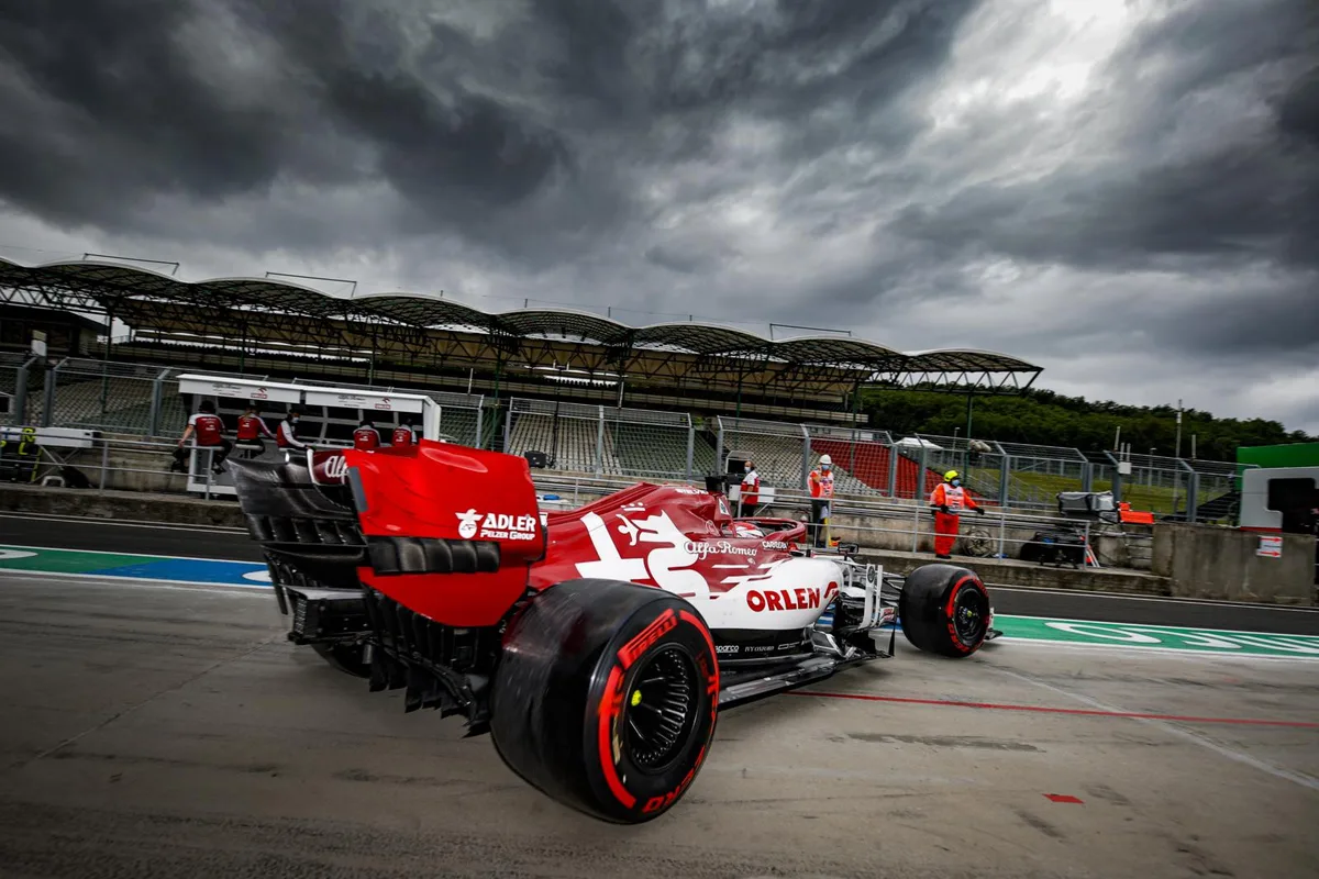 Dunkle Wolken, schwache Performance: Für Kimi Räikkönen und Alfa Romeo gab es in Ungarn nichts zu holen.