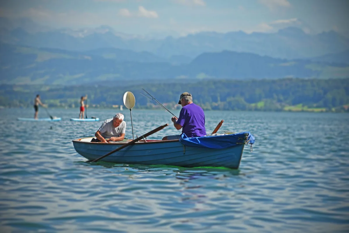dsc_7722_preview Die Kantonspolizei kontrollierte Fischer auf dem Greifensee.