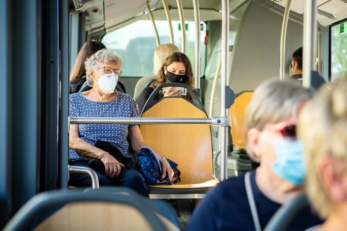In den Bussen der VZO wird die Maskenpflicht grundsätzlich gut eingehalten.