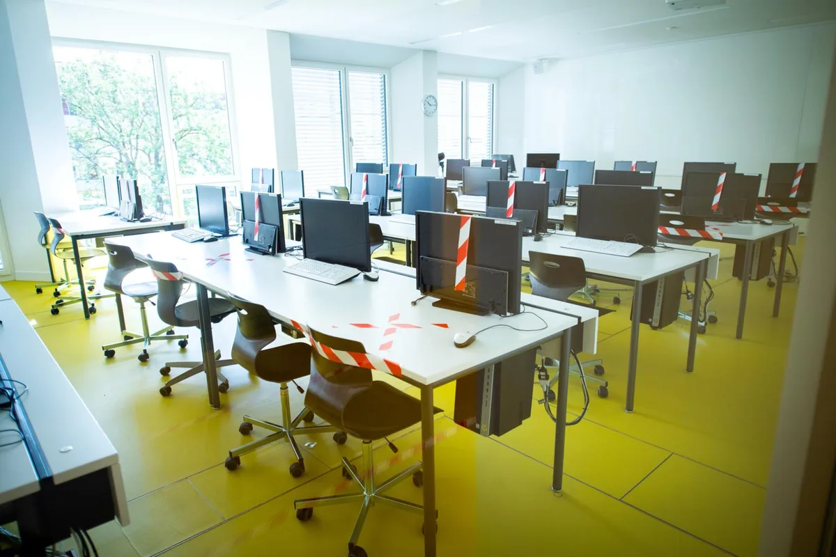 uster_08062020_bzu_sbo_27_preview Die Digitalisierung hat in der Schule durch Corona einen Sprung nach vorn gemacht - doch das hat auch problematische Seiten.