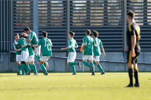 sport_30102016_fussballwetzikonbruetti_crm_09_preview Ob es für die Brüttiseller in der neuen Saison wieder viel zu bejubeln gibt?, Ein weiteres Jahr an der Seitenlinie: Robert Merlo vom FC Brüttisellen-Dietlikon.