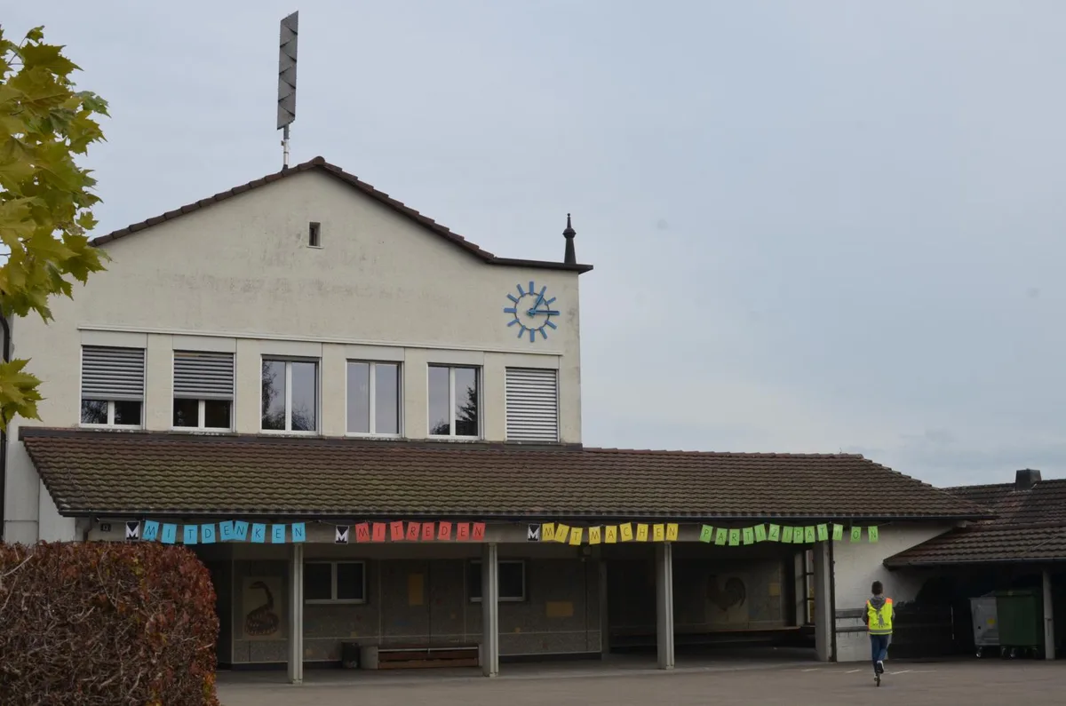 Die Primarschule Elsau ist heute zu klein für die Klassen.