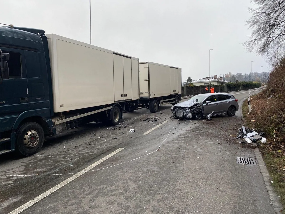 Die Unfallstelle auf der Zürichstrasse.