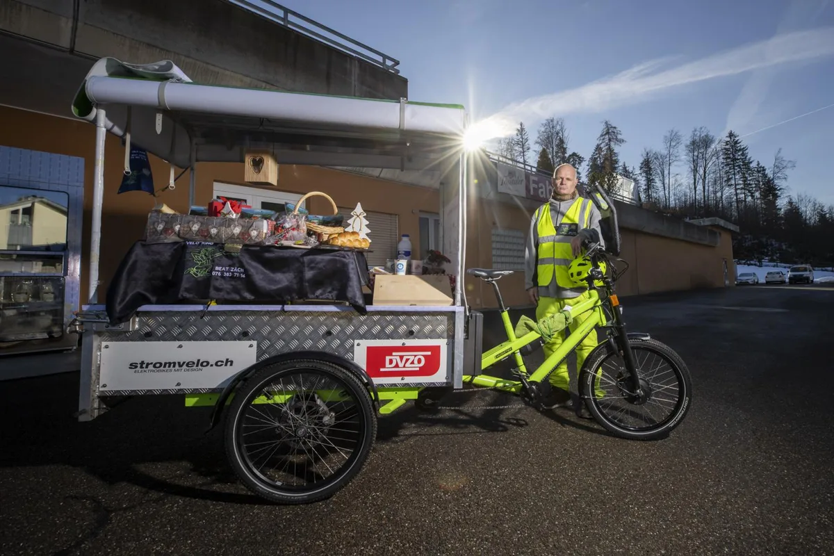 hinwil_18122020_veloking_crm_9_preview Beat Zäch ist seit September mit seinem Elektrovelo als «Velo King» unterwegs. , Beat Zäch ist seit September mit seinem Elektrovelo als «Velo King» unterwegs.