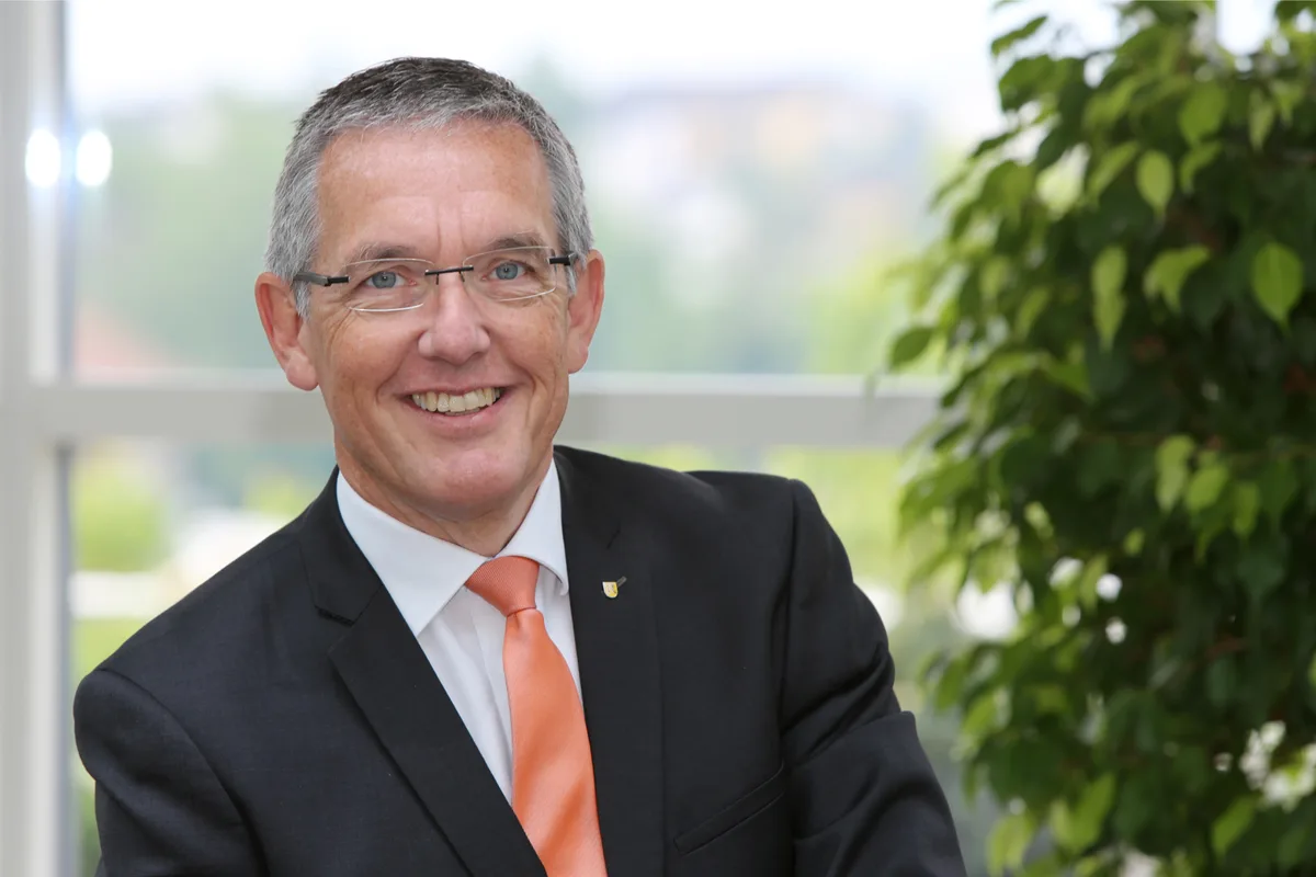 zvg_peter_luginb%c3%bchl_r%c3%bcti_preview Seit 2014 ist Peter Luginbühl Rütis Gemeindepräsident. Nun muss er wegen einer Krebserkrankung pausieren.