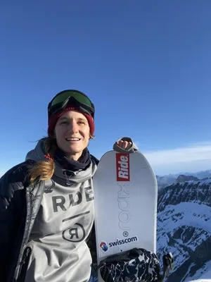 img_5062_preview Fertig Leistungssport: Die Riediker Snowboarderin Isabel Derungs gibt mit 33 ihren Rücktritt.