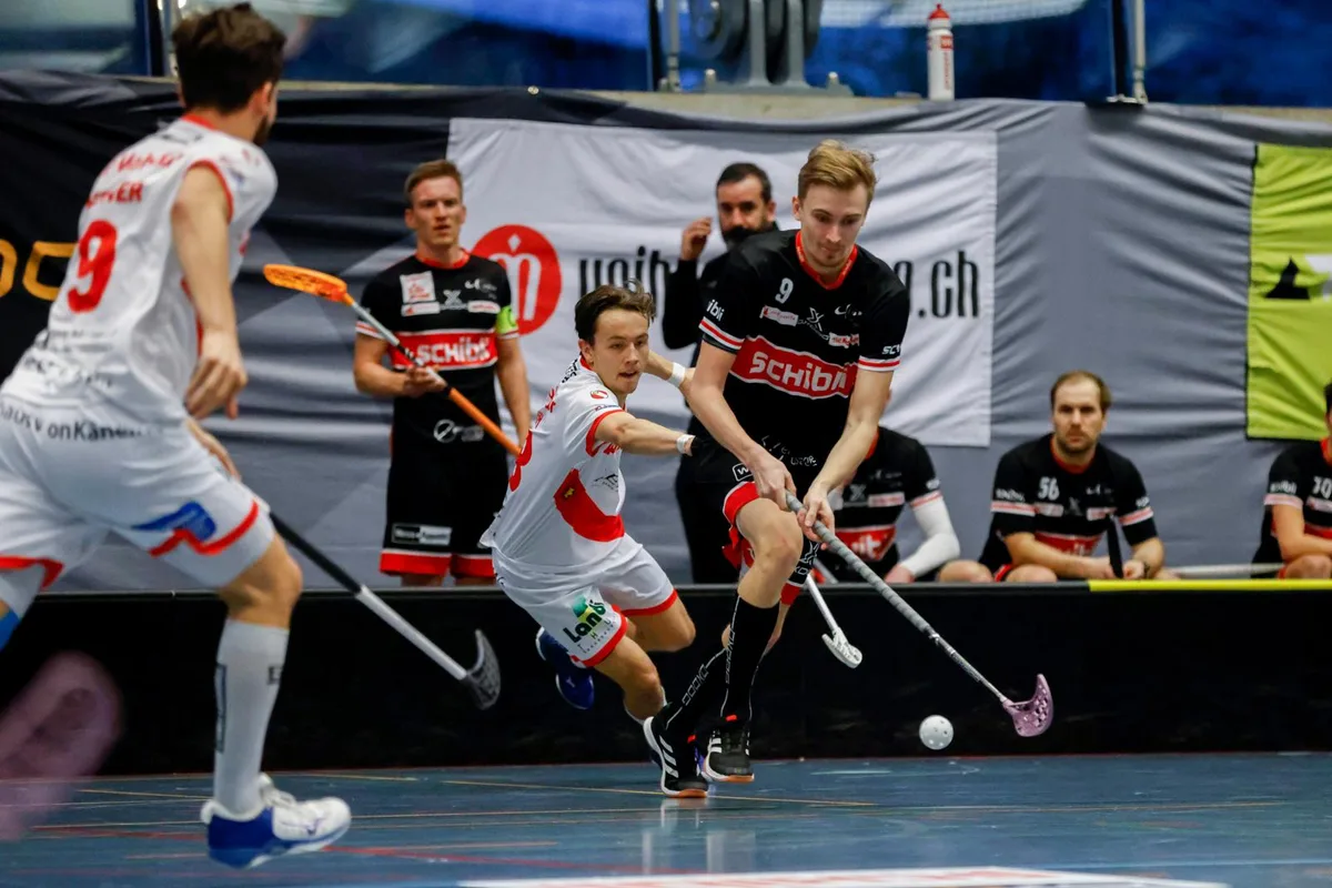 sport_17012021_unihockey_cm_06_preview Usters Marco Hurni erzielte gegen Thun das siegbringende siebte Tor.