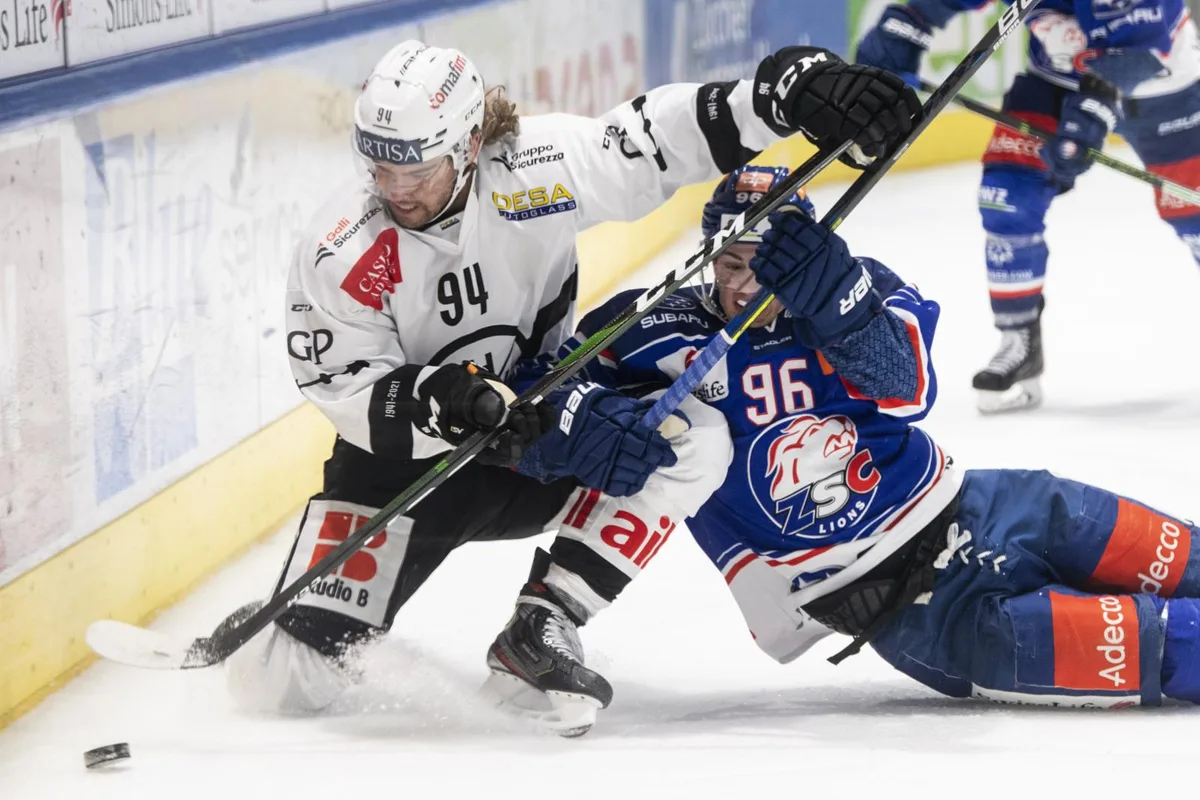 20210324220256243_preview Sandro Zangger (links) spielt aktuell in der 4. Linie vom HC Lugano und erhält entsprechend wenig Eiszeit.