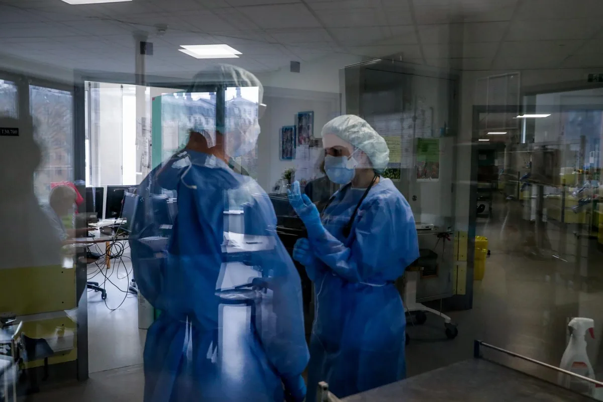 20210409124829839_preview Die Hospitalisierungsrate steigt. Von schweren Verläufen sind immer mehr jüngere Menschen betroffen.