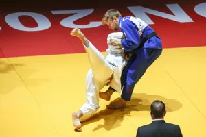 gabi-juan-european-judo-championships-2021-200256_preview Der Ustermer Nils Stump setzte sich im Bronze-Kampf gegen Giovanni Esposito durch., Die Riedikerin Fabienne Kocher musste sich mit Platz 7 begnügen.