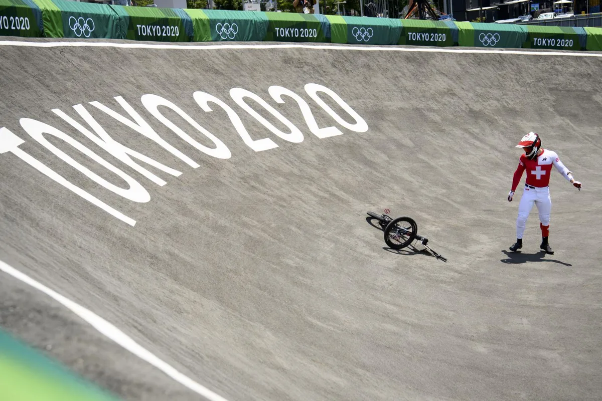 20210729054023621_preview Aus und vorbei: Ein Sturz liess Simon Marquarts Hoffnung auf ein gutes Olympia-Ergebnis früh platzen., Marquart (links) wurden nach seinen jüngsten Erfolgen in Tokio Chancen aufs Podest eingeräumt.