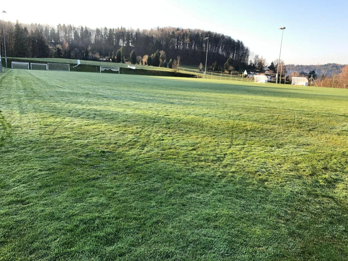 img-20200318-wa0005-2_preview Die Sportanlage Mettlen hat weiterhin mit Vandalismus zu kämpfen., Auch Littering ist weiterhin ein Problem für die Clubverantwortlichen., Durch eine Videoüberwachung sollen Vandalismus und Littering künftig verhindert werden.