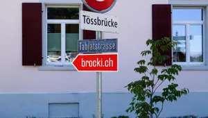 060921_gewerbetafel_1_bes_preview In Wila gibt es bereits private Gewerbetafeln.