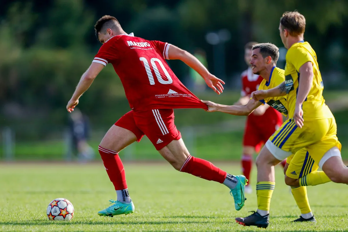 sport_12092021_ustergossau_crm_09_preview Zurückgehalten: Auch Usters Denis Dzepo konnte im FVRZ-Cup nicht reüssieren.