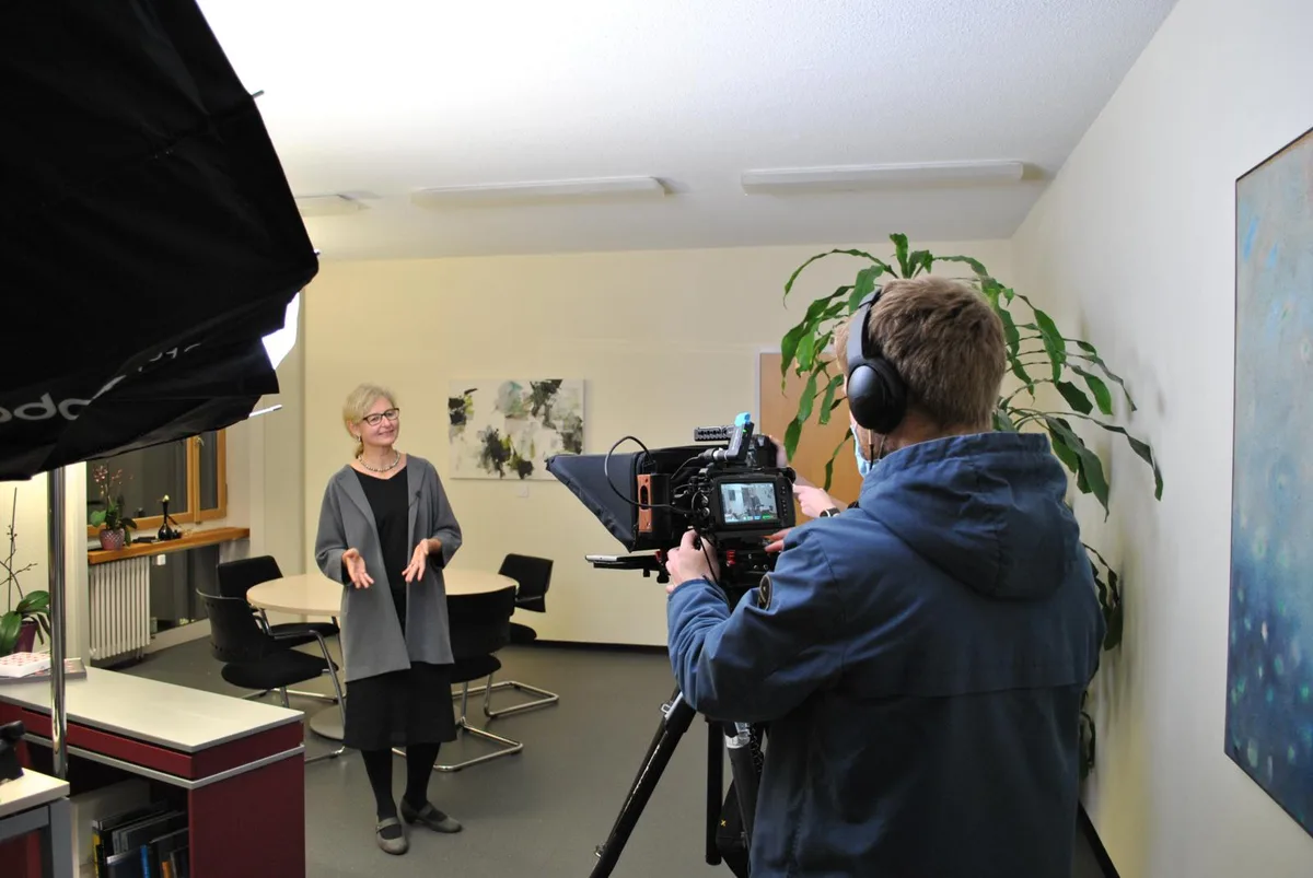 Schon 2021 gab es keinen Neujahrsapéro: Barbara Thalmann während der Aufzeichnung ihrer damaligen Videoansprache.